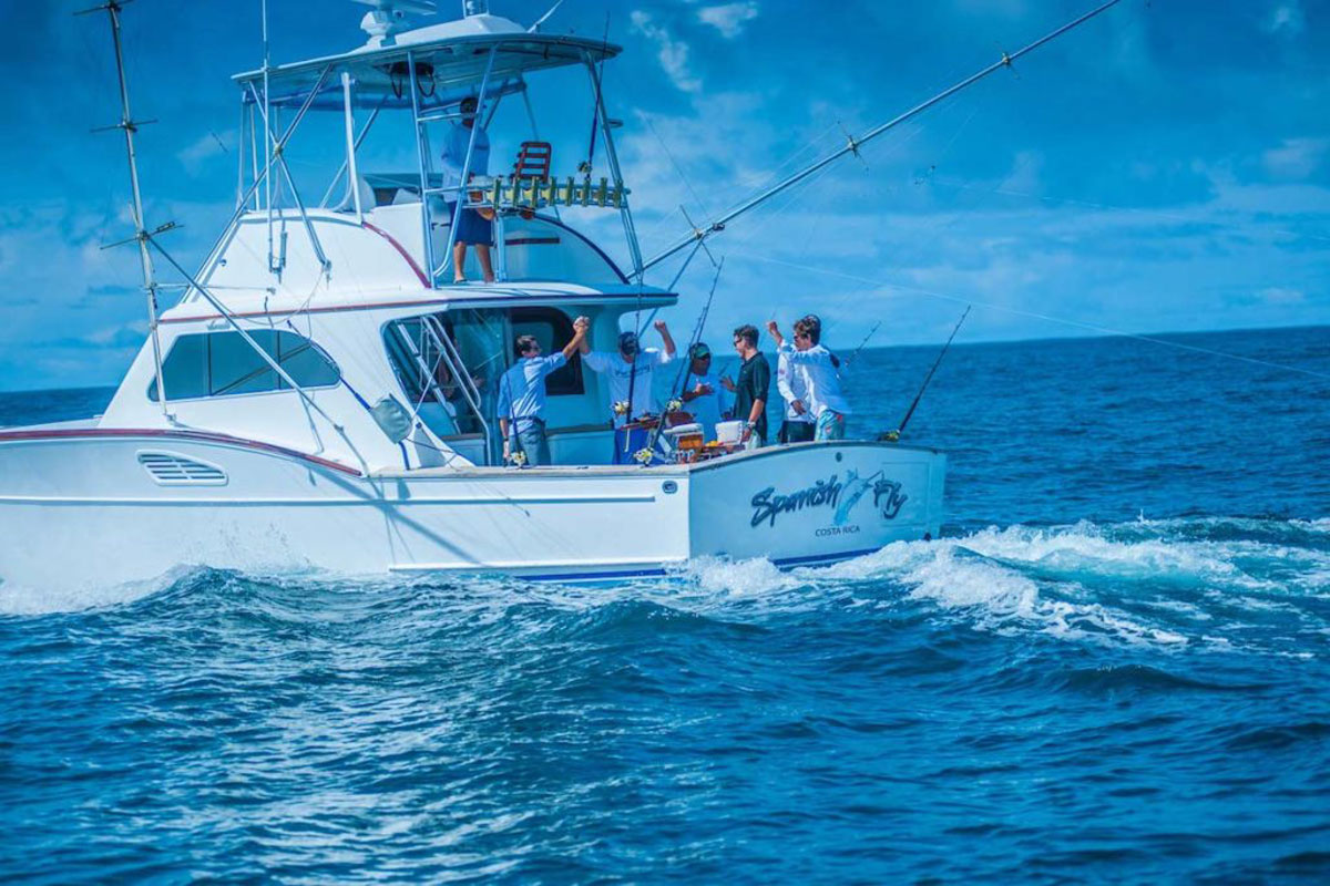 stayincostarica-lossuenos-sportfishing-1